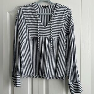 Velvet Heart Women’s Navy and White Striped V-Neck Peasant Top Size XL